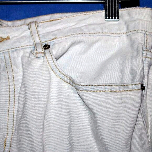 Forever 21 Los Angeles Thrashed Jeans 26 - Picture 4 of 7
